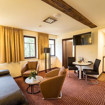 Hotel Goldener Hirsch Suhl Kültér fotó