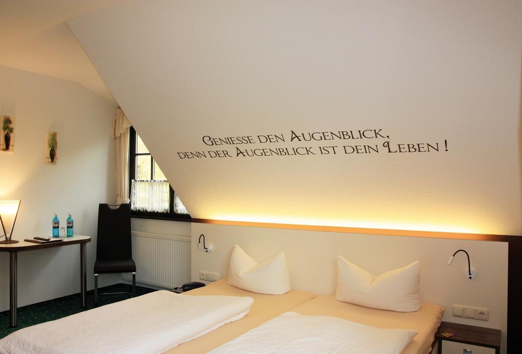 Hotel Goldener Hirsch Suhl Kültér fotó