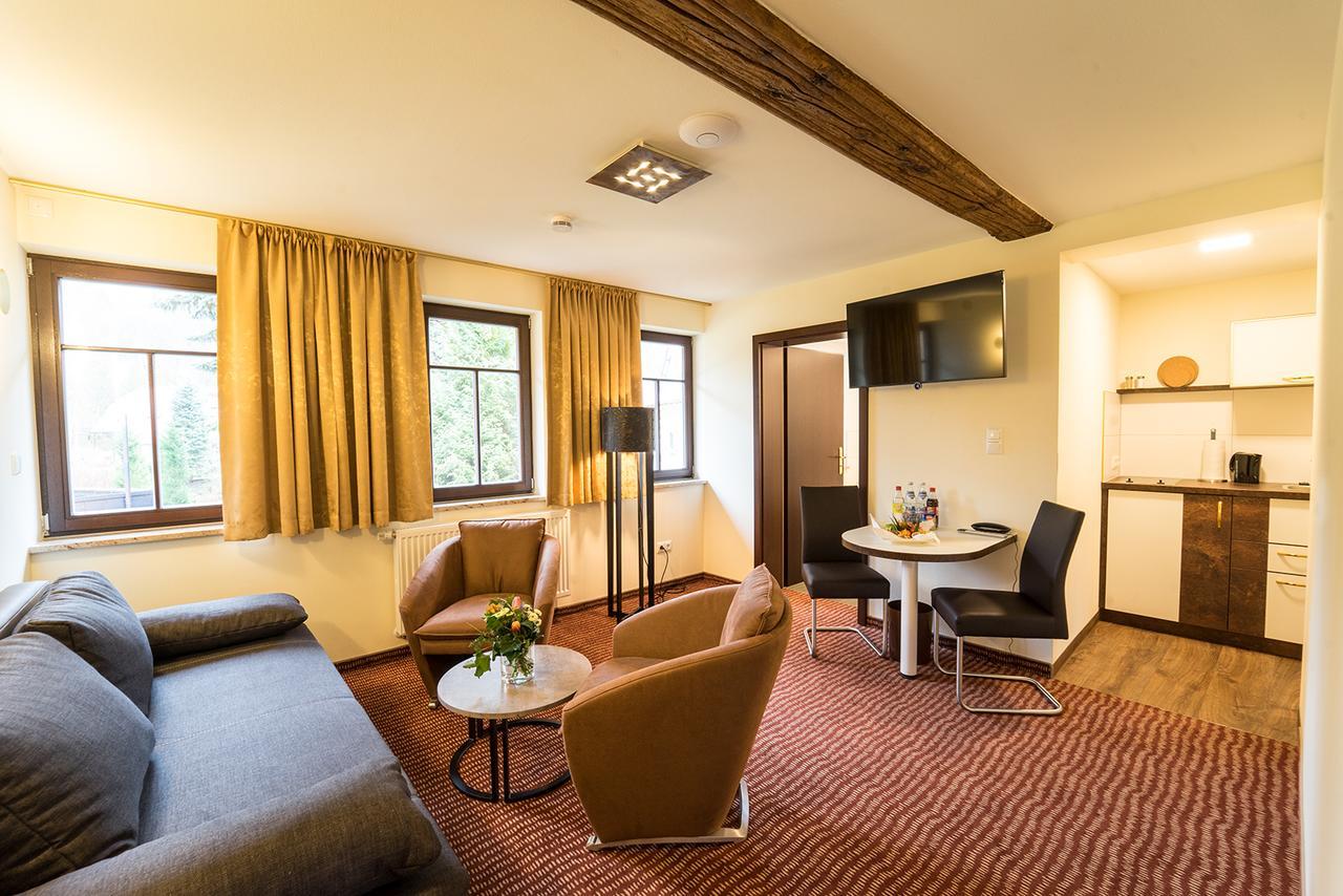 Hotel Goldener Hirsch Suhl Kültér fotó