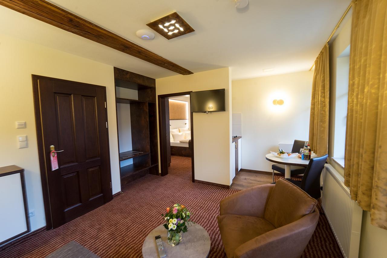 Hotel Goldener Hirsch Suhl Kültér fotó